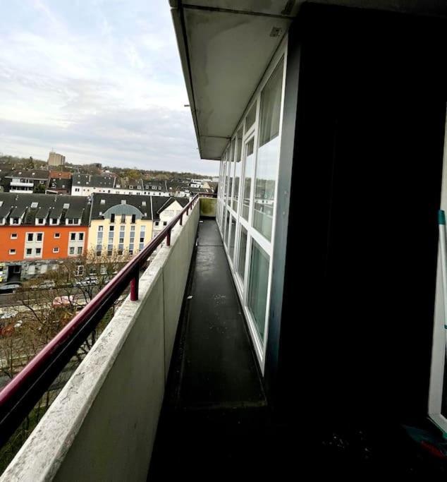 Grosse 3-Zimmer Wohnung, Zentrale Lage. Mülheim an der Ruhr Extérieur photo