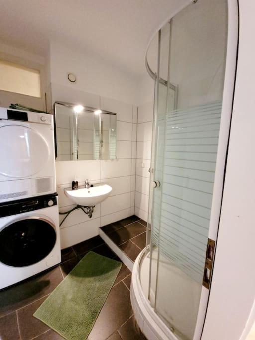 Grosse 3-Zimmer Wohnung, Zentrale Lage. Mülheim an der Ruhr Extérieur photo