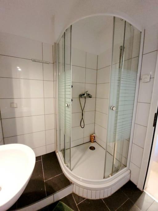 Grosse 3-Zimmer Wohnung, Zentrale Lage. Mülheim an der Ruhr Extérieur photo